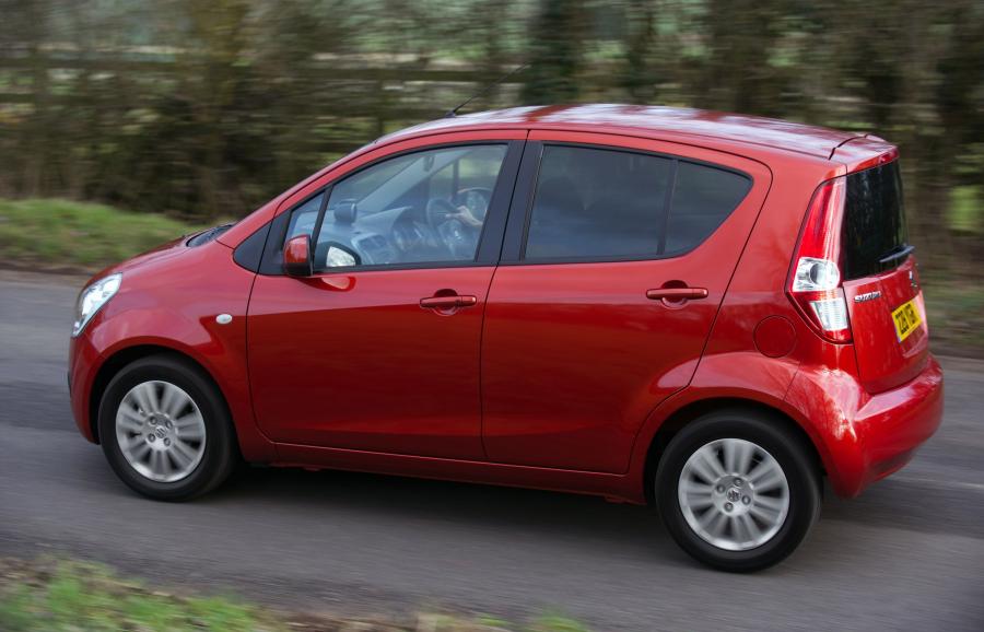  Suzuki Splash SZ4 2011 года  (фото 11 из 16)